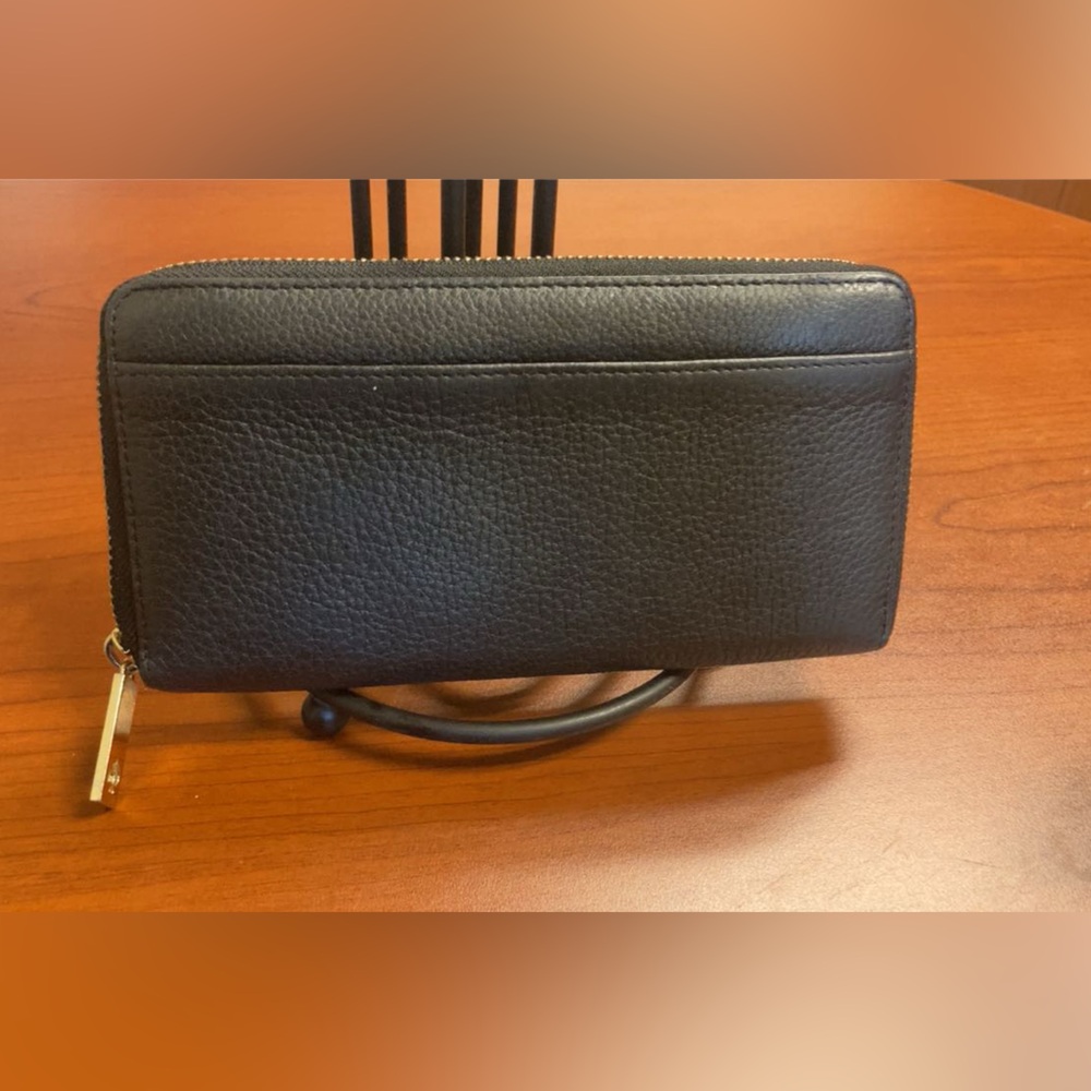 Kate Spade | Wallet | Black | Excellent Condition - Picture 5 of 10